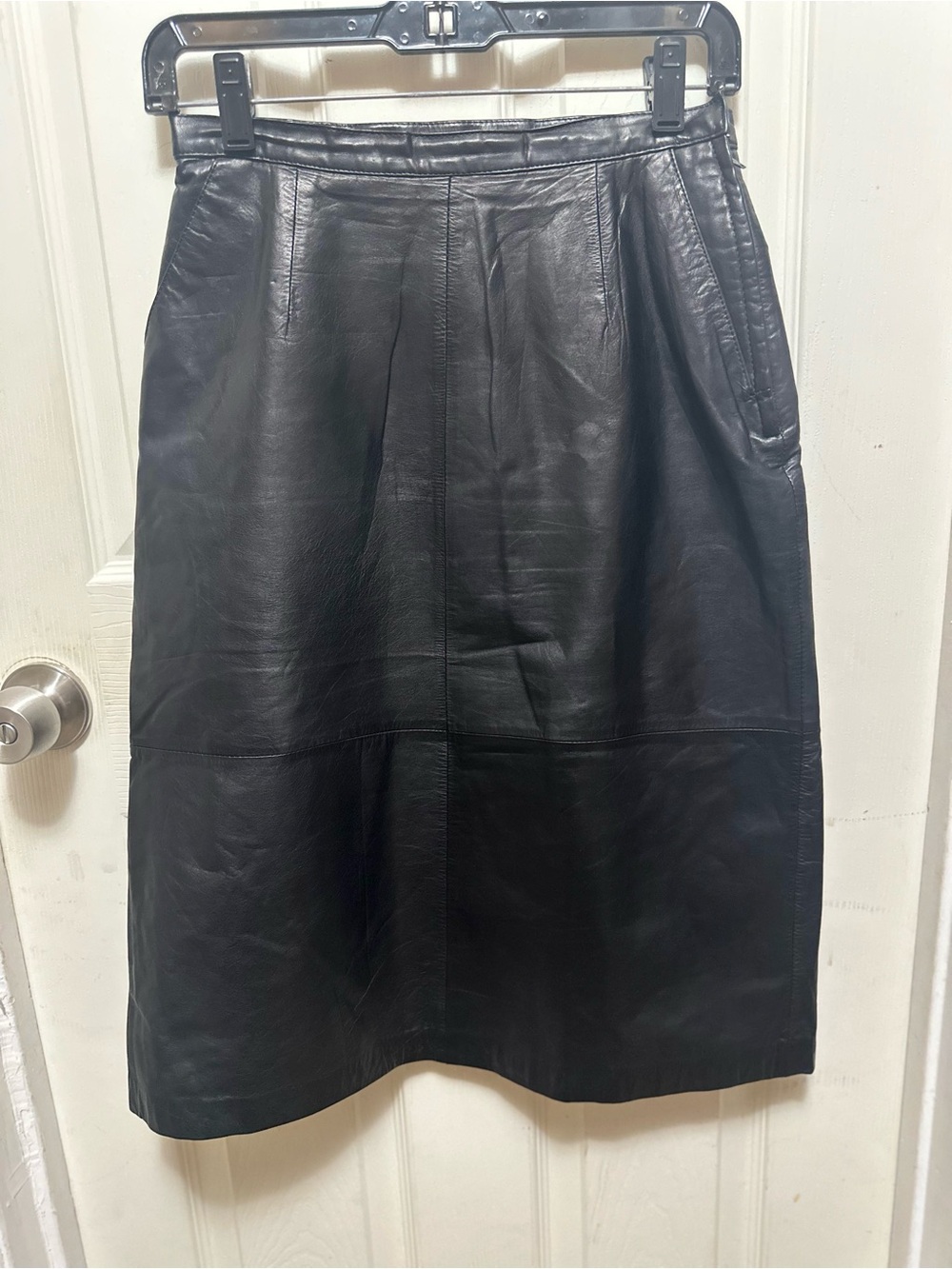 Pia Rucci Y2K Classic Black Leather Pencil Skirt